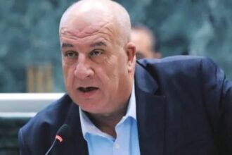 الرباع: السماح للمحكومين النجار بوداع والدتهما
