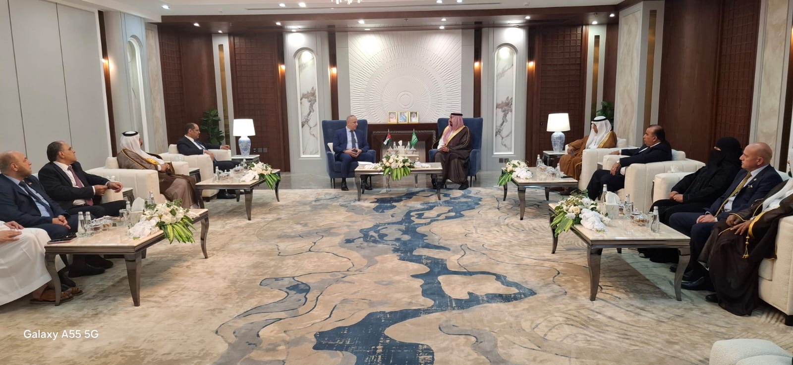 وفد نيابي برئاسة الكباريتي يبحث في الرياض تعزيز الاستثمارات والشراكات الاقتصادية الأردنية السعودية