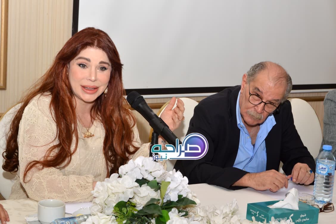«أعطونا الطفولة» يجمع المسرح والحوار حول عالم الطفل