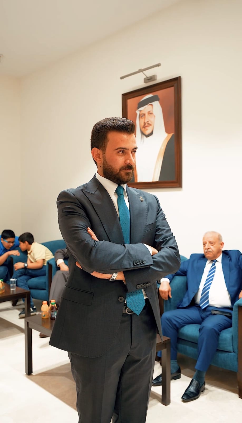 الذنيبات يطلب والسليمات يعطي في جاهة ضخمة بديوان الكرك.. صور