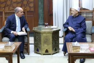 شيخ الأزهر يشيد بخطاب ومواقف الملك في الأمم المتحدة لنصرة القضايا العربية