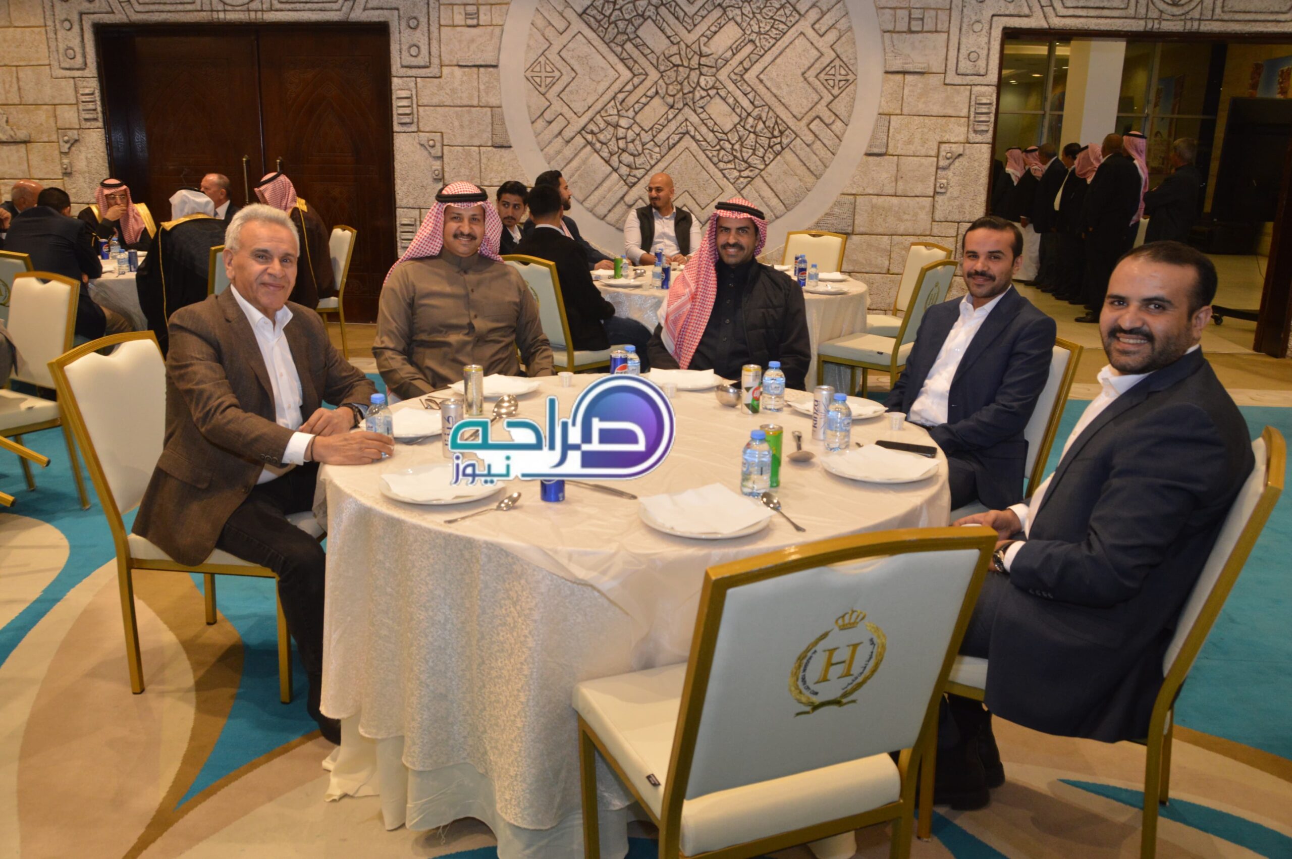 الشوشان يحتفلون بزفاف نجلهم المحامي علي صالح الشوشان