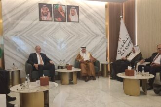 الكباريتي يترأس وفدًا نيابيًا إلى السعودية بدعوة من مجلس الشورى