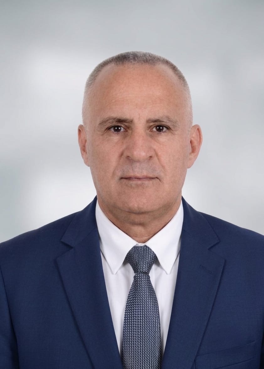 لماذا لا يكون لوزارة الزراعه بيتٌ دائم لعرض منتجات المزارعين والأسر المنتجه ؟