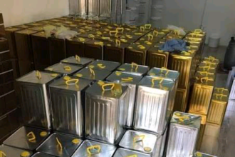 بعد ضبط ٤ آلاف تنكة زيت.. الأردنيون ينتظرون كشف الحقيقة ومحاسبة المسؤولين
