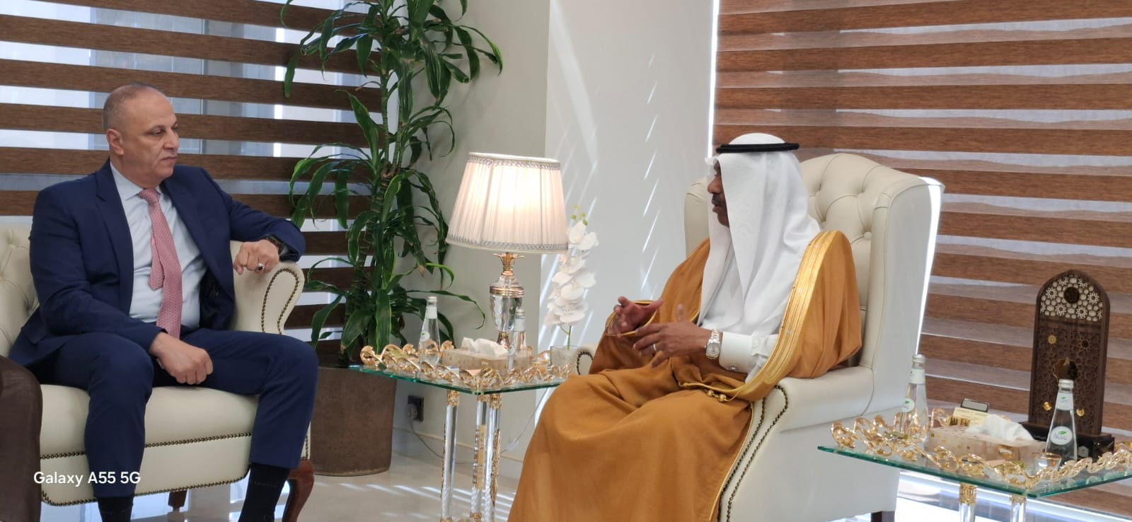 الكباريتي يطالب بزيادة حصة الأردن من الحجاج ونائب وزير الحج السعودي يبدي اهتمامه بالمطلب