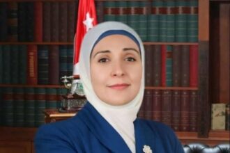 بين التجديد وفقدان البوصلة.. هل أصبح الطالب الأردني حقلًا للتجارب؟