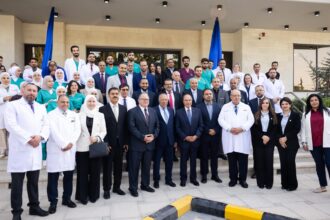 الدكتور هاني الملقي يرعى افتتاح مركز جامعة البترا لطب الأسنان