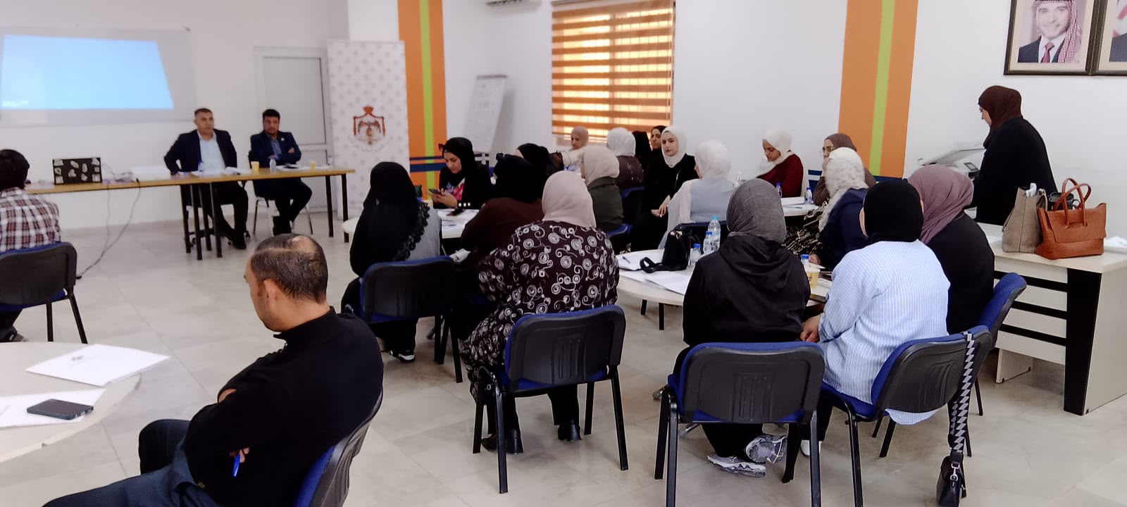 "الشؤون السياسية والبرلمانية" تعقد حوارية للمجتمع المحلي في جرش