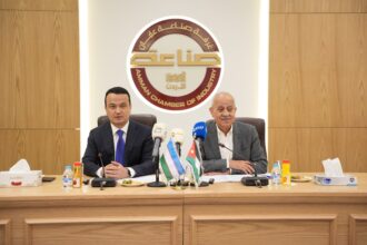"صناعة عمان" تنظم لقاء عمل مع وفد أوزبكي برئاسة وزير الاستثمار والصناعة والتجارة