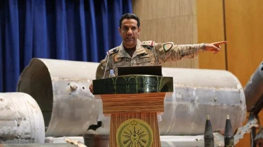 صورة حول : التحالف: اعتراض وتدمير صاروخ كروز في منطقة المدينة المنورة التحالف: اعتراض وتدمير صاروخ كروز في منطقة المدينة المنورة