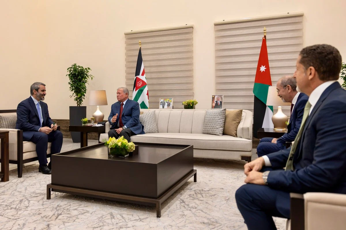 صورة حول : الملك يجدد التأكيد على رفض الاعتداءات الإسرائيلية على الأراضي السورية الملك يجدد التأكيد على رفض الاعتداءات الإسرائيلية على الأراضي السورية