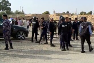 مؤتمر صحفي لوزيري الداخلية والاتصال الحكومي ومدير الأمن العام في الكرك عند الخامسة والنصف