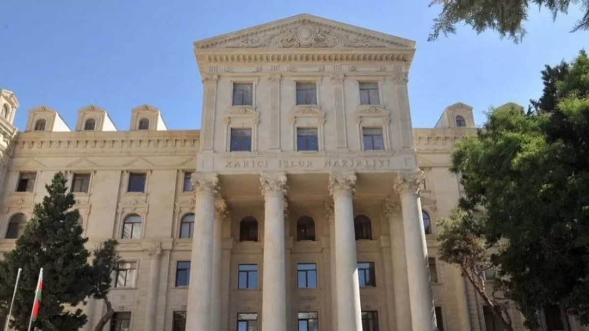 صورة حول : أذربيجان تدين الاعتداء على كنيسة الكرك وتعرب عن تضامنها مع الأردن أذربيجان تدين الاعتداء على كنيسة الكرك وتعرب عن تضامنها مع الأردن