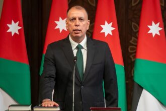 وزير الداخلية: ضبطنا القتلة وسنحول المأساة إلى إجراءات تحمي أرواح المواطنين