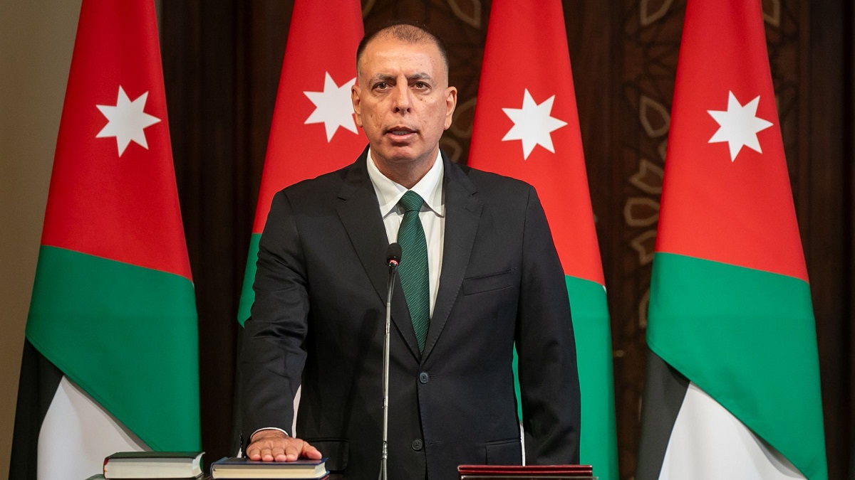 وزير الداخلية: ضبطنا القتلة وسنحول المأساة إلى إجراءات تحمي أرواح المواطنين
