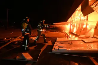 هجمات روسية على أوكرانيا توقع مصابين وتستهدف منشآت الطاقة