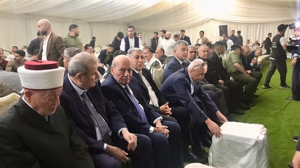 صورة حول : وفد فلسطيني يعزي ضحايا الاعتداء الإرهابي في الكرك وفد فلسطيني يعزي ضحايا الاعتداء الإرهابي في الكرك