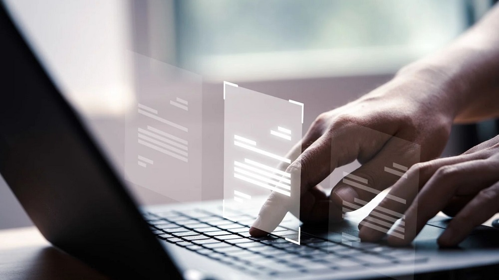 متخصصون يدعون لتطوير أدوات التوعية في البيئة الرقمية لمواجهة الأفكار المضللة
