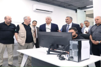 القطامين والمجالي يطلّعان على منظومة التحول الرقمي لعمليات النقل والموانئ في العقبة