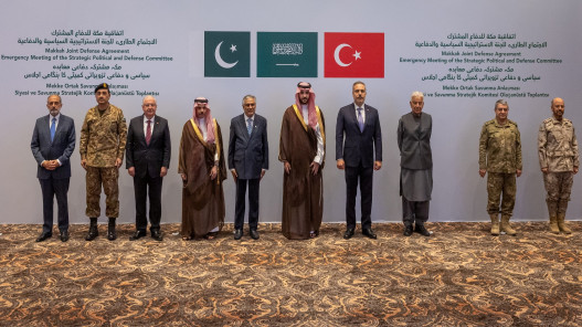 صورة حول : تحالف مكة يضم قدرات عسكرية ضخمة.. 3 ملايين فرد و98 ألف مركبة مدرعة تحالف مكة يضم قدرات عسكرية ضخمة.. 3 ملايين فرد و98 ألف مركبة مدرعة