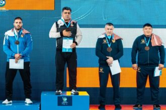 المرافي يحصد الفضية والزريقات البرونزية في بطولة العالم للمصارعة