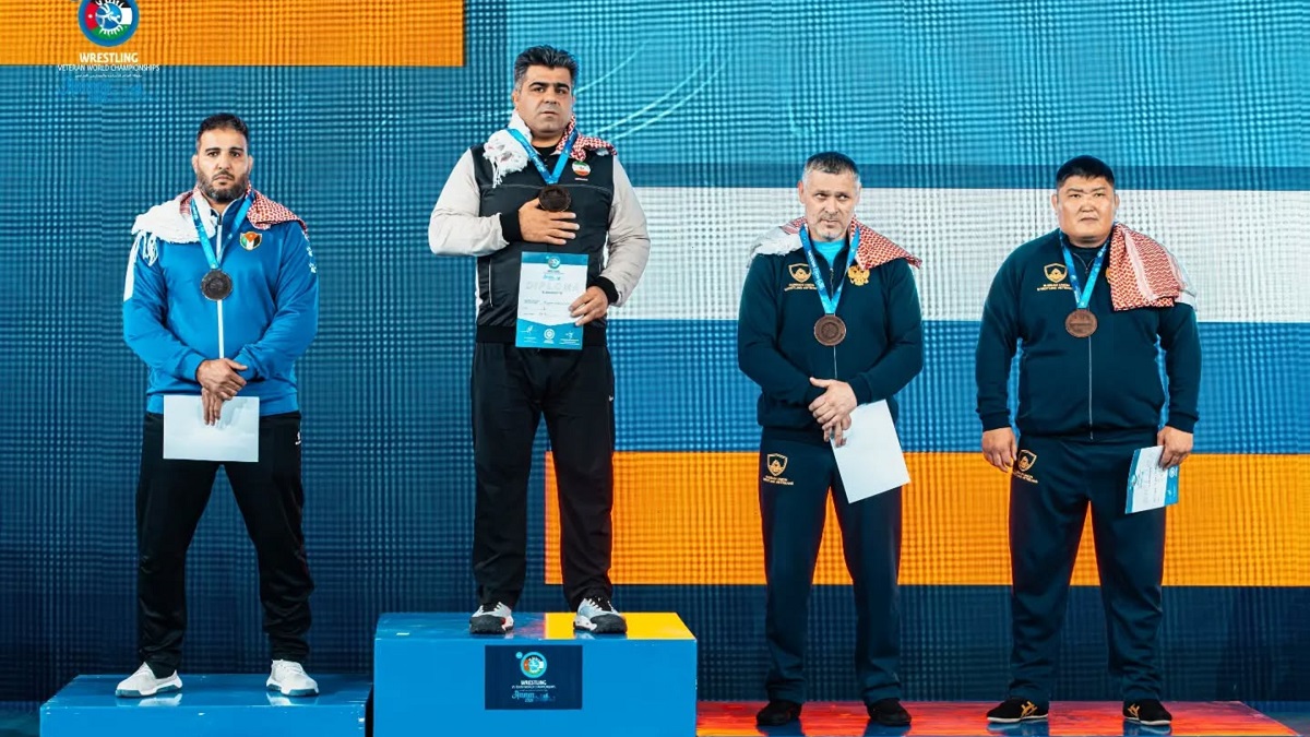 المرافي يحصد الفضية والزريقات البرونزية في بطولة العالم للمصارعة