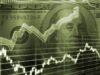الدولار يسجل أعلى مستوى في 17 شهراً أمام اليورو