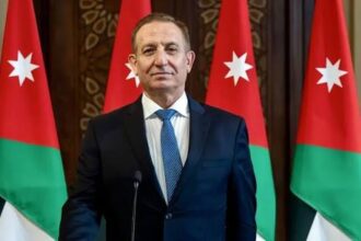 وزير الزراعة يبحث والمدير التنفيذي للمجلس الدولي للتمور تعزيز التعاون