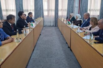 نائب رئيس النواب يؤكد أهمية التعاون البرلماني مع أوزبكستان
