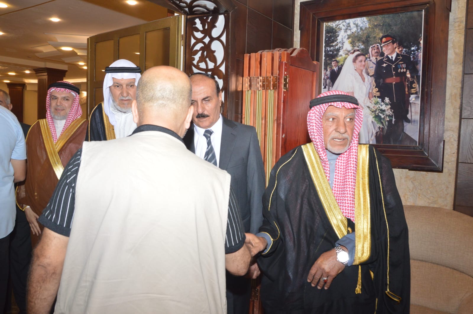 أسرة صراحة نيوز تبارك خطوبة نجل النائب الأسبق ضرار الحراسيس .. صور