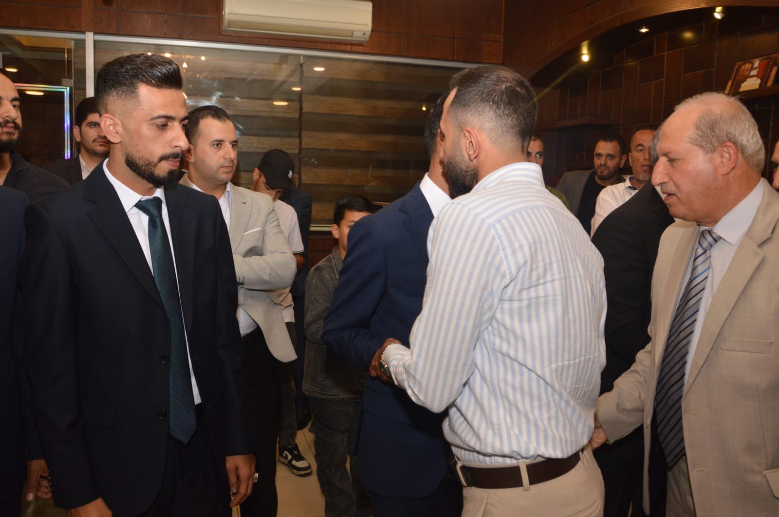 آل الحراسيس وال ابو عواد نسايب .. معالي جمال الصرايرة طلب والشيخ ابو عواد أجاب بطلب