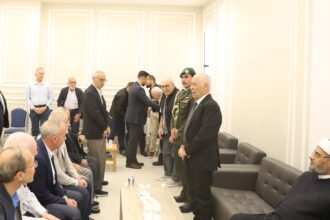 العيسوي ينقل تعازي الملك وولي العهد بوفاة الوزير الأسبق شاهر الأسكر