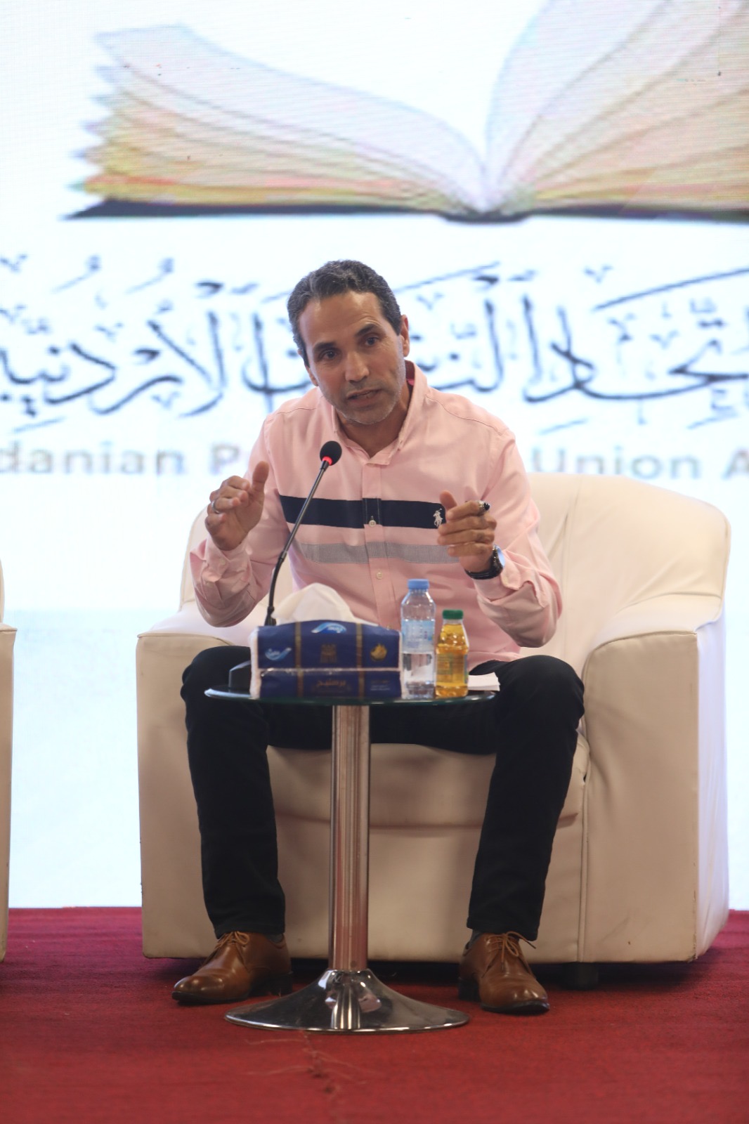 ندوة بمعرض عمان الدولي للكتاب تناقش واقع الإعلام العربي وتحديات "الشتات المعرفي"