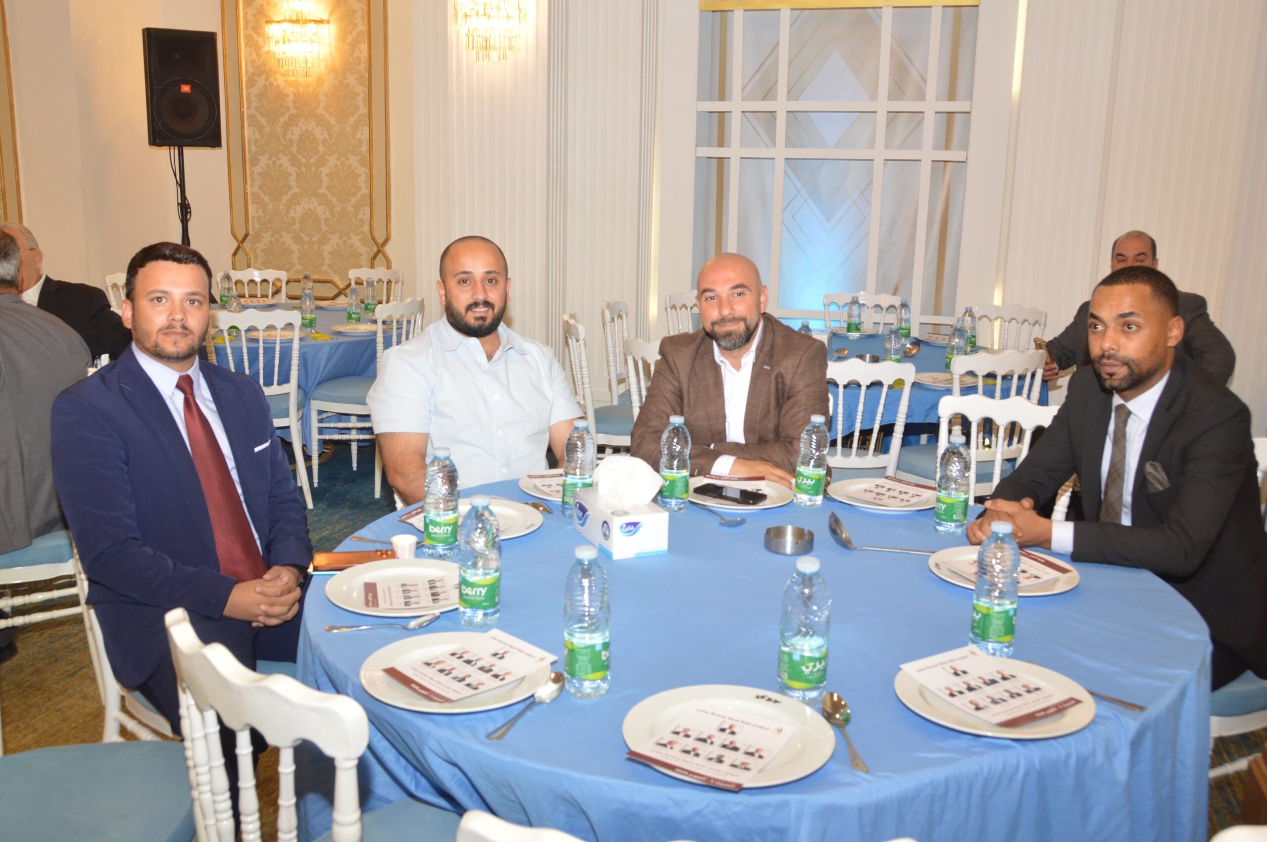 فيديو وصور .. كتلة غرفة صناعة عمان تكرم القطاع الصناعي