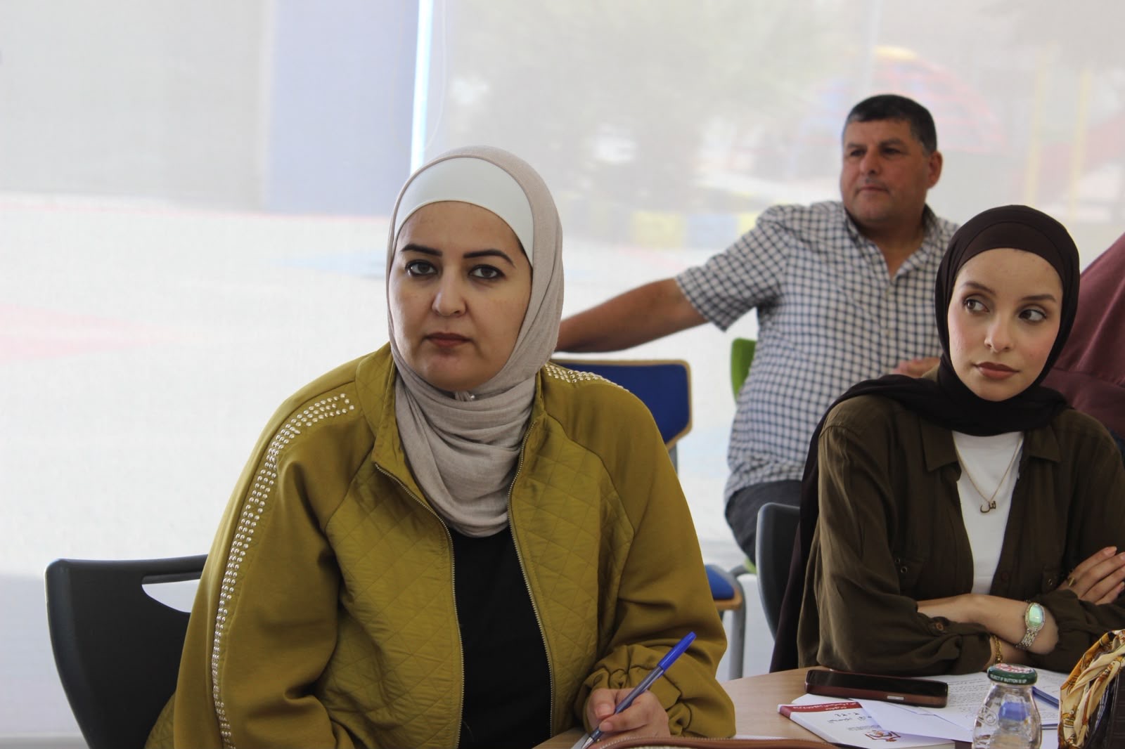 "الشؤون السياسية والبرلمانية" تنفذ حواريتان في الكرك والسلط