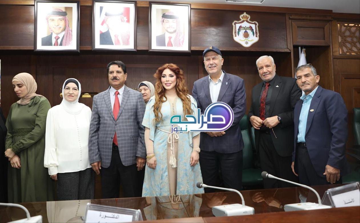 السهيل ترعى إشهار «مقالات في سطور» لمرام أبو عشيبة في المكتبة الوطنية