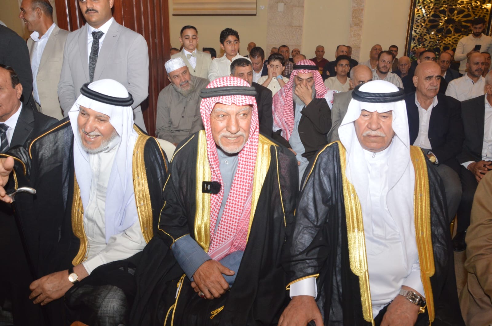 آل الحراسيس وال ابو عواد نسايب .. معالي جمال الصرايرة طلب والشيخ ابو عواد أجاب بطلب
