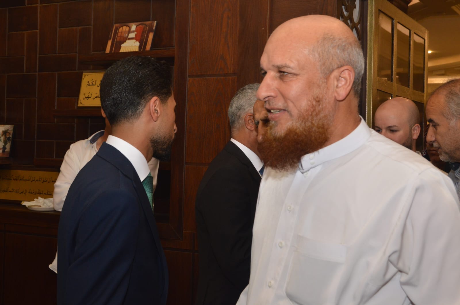آل الحراسيس وال ابو عواد نسايب .. معالي جمال الصرايرة طلب والشيخ ابو عواد أجاب بطلب