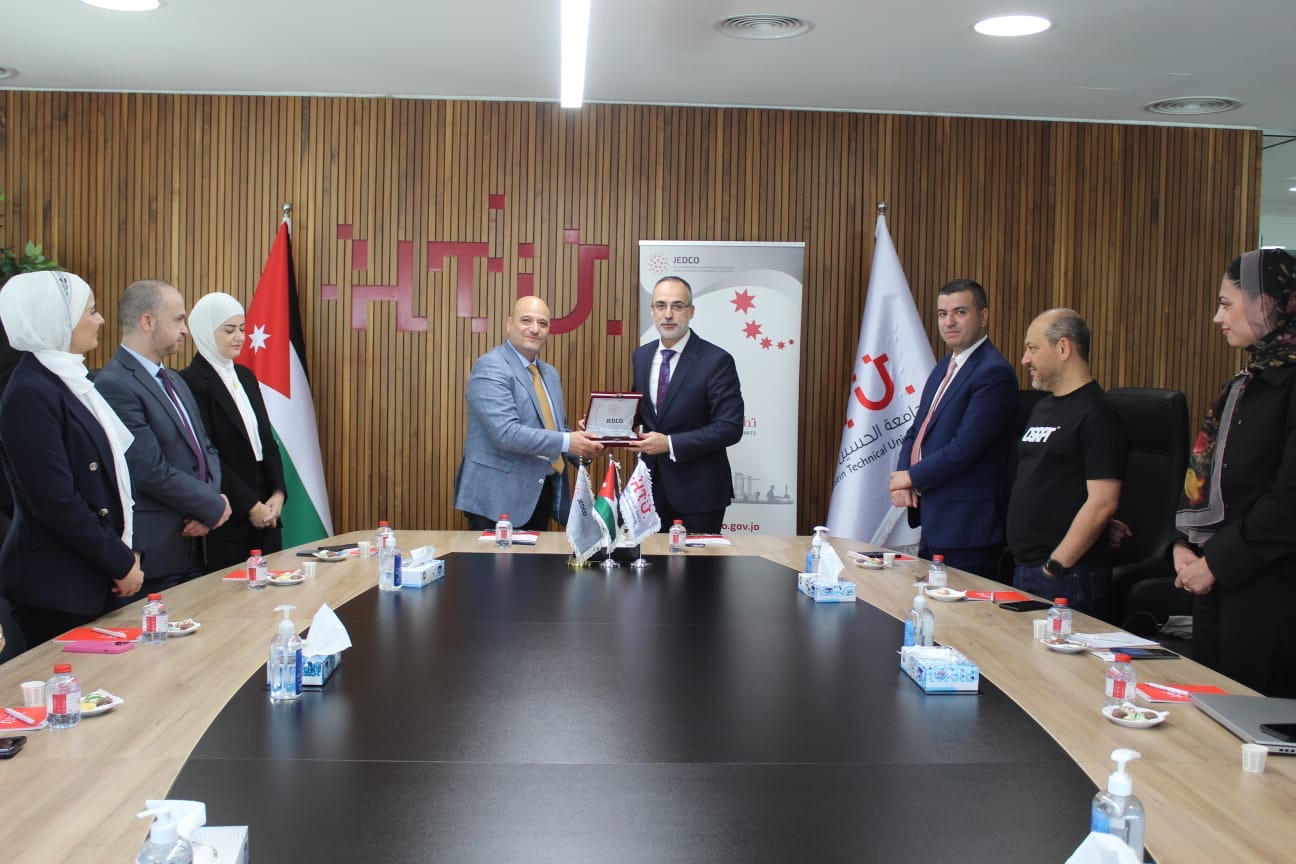 جيدكو وجامعة الحسين التقنية توقعان مذكرة تفاهم لتعزيز الابتكار وريادة الأعمال وربط المهارات التقنية باحتياجات سوق العمل