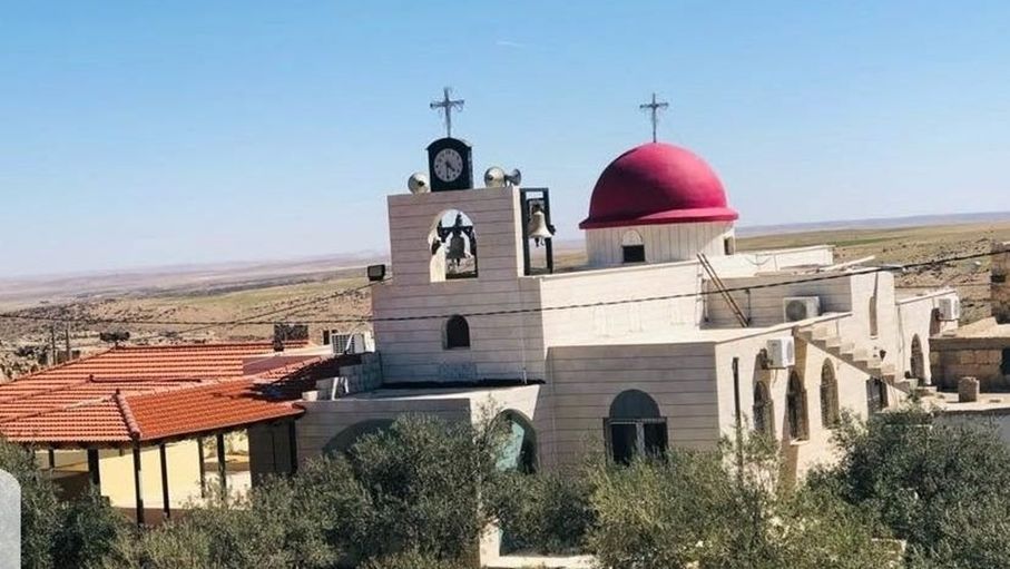 وقفة تضامنية مع ضحايا الكرك في الكنيسة الأرثوذكسية بالصويفية