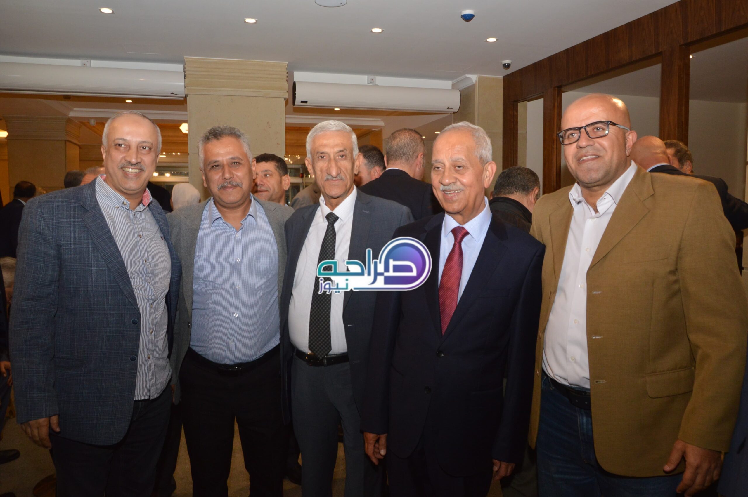 رئيس واعضاء "صناعة عمان" وممثلو القطاعات الصناعية يستقبلون المهنئين