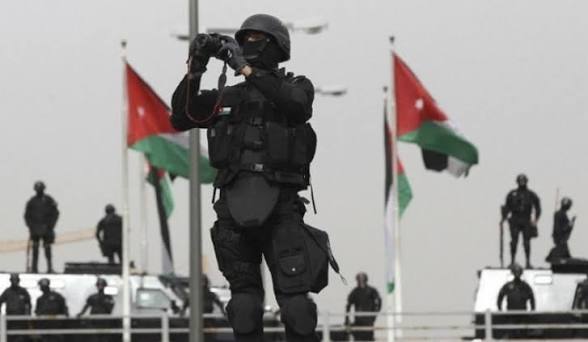 صورة حول : هل كانت هناك مؤشرات مسبقة لهجوم كنيسة الكرك؟.. الدعجة يوضح عبر "صراحة نيوز" هل كانت هناك مؤشرات مسبقة لهجوم كنيسة الكرك؟.. الدعجة يوضح عبر "صراحة نيوز"